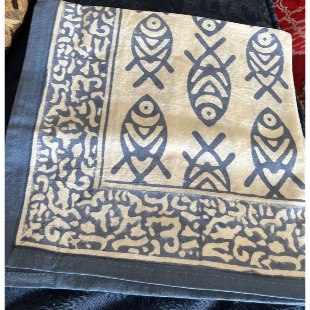 LOT OF 4 BLUE & WHITE COTTON (INDIA) FISH THEME NAPKINS Basket Liners Decor